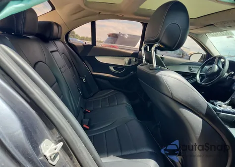 2015 Mercedes-Benz C 300 4Matic from USA, damaged, VIN 55SWF4KB1FU018627